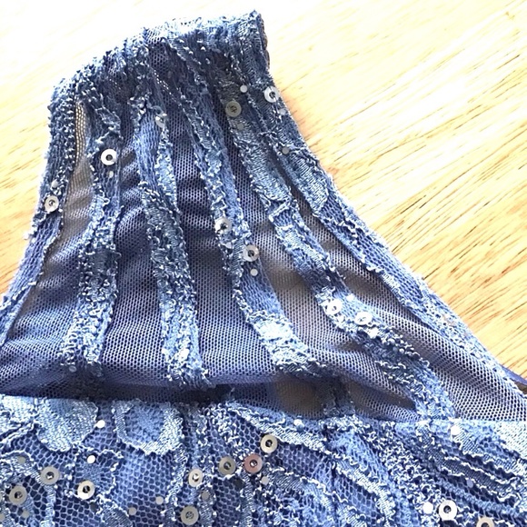 R And M Richards Blue Sequined Lace Gown with Sheer Inserts Size 18 - Picture 6 of 9